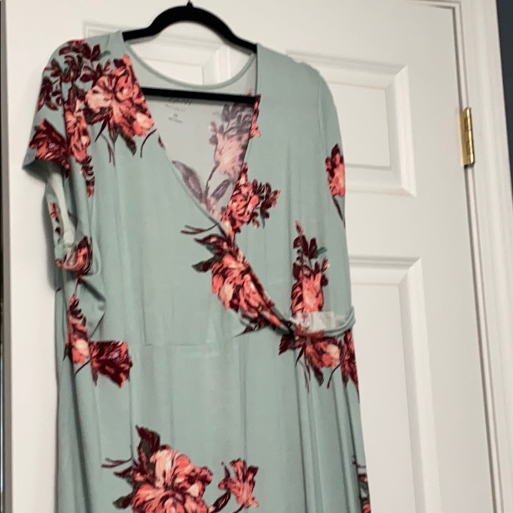 Maternity dress